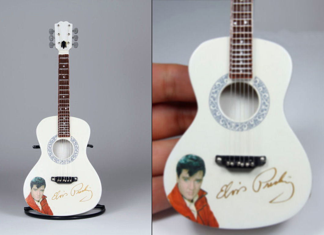 [Elvis Presley] Minitures Guitars